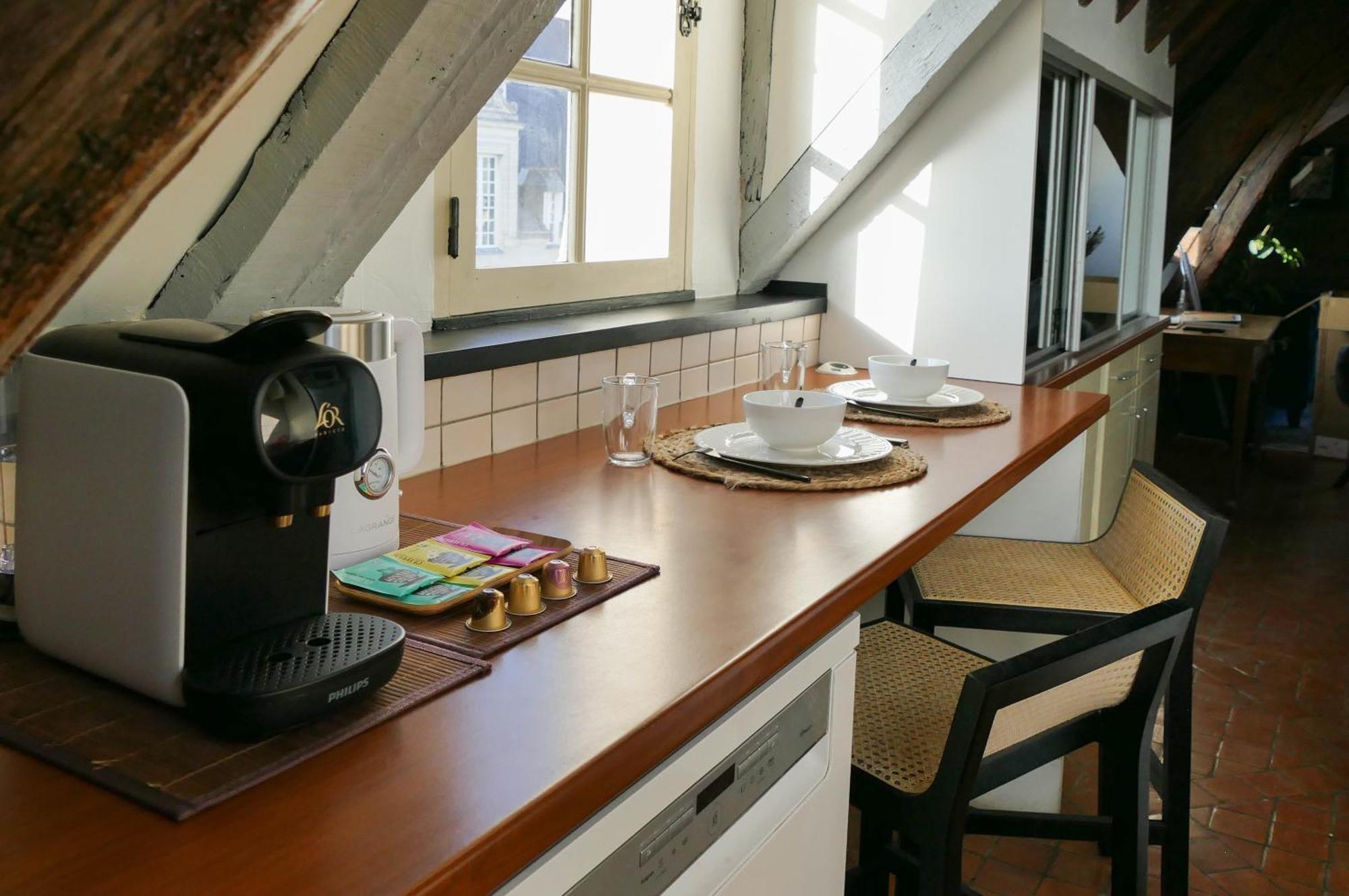 Suite Toussaint - Calme & Authentique Angers Exterior photo