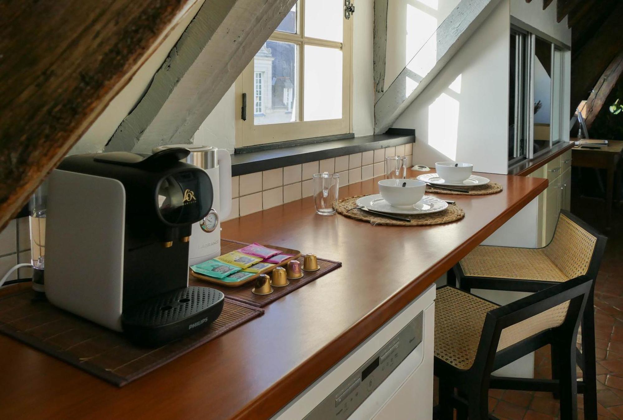 Suite Toussaint - Calme & Authentique Angers Exterior photo